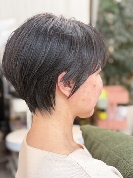 アトリエ リブコ(atelier L.I.B.Co) 横顔ショート