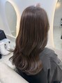 ジョイイチハチナナインユイル(JOY187 in YU1L)&nbsp;透明感×艶感の韓国カラーで魅せる大人なミディアムスタイル♪