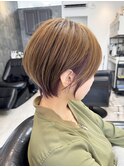 丸みショートボブxさりげないパープルインナー