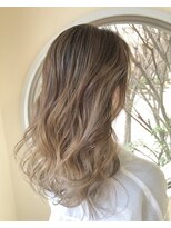 ルーチェ(luce)&nbsp;イルミナ！ミルクティーホワイトベージュ！デザインカラー