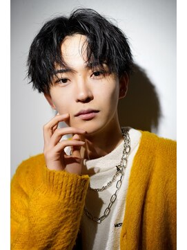 リップスヘアー 銀座(LIPPS hair) ツイストスパイラルセンターパート