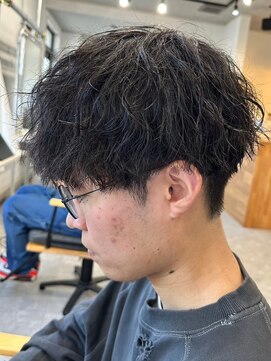 フゥ 宇都宮(FeU) 波巻きスパイラルパーマツイストパーマメンズマッシュパーマ