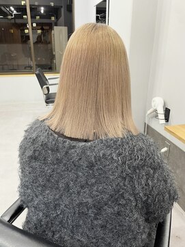 レブ 三条河原町(Reb,) ダブルカラーボブハイトーン30代40代似合わせヘア小顔ヘア