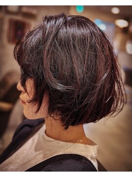 ランプ(Lamp) 丸みレイヤーボブ