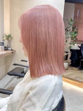 ヒビヲ(HIBIO) 切りっぱなしボブタッセルボブ長めボブ顔まわりレイヤーボブ30代