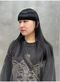 ワイドバング刈り上げ女子モード個性的かっこいいクール黒髪