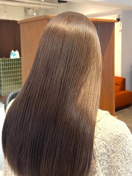 クロ 代官山(CURO) 代官山駅/アッシュカラー/ミルクティー/透明感カラー