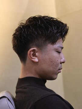 コング(KONG) アップバング　テーパーフェード