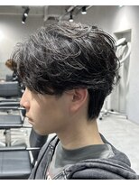 テクト バイアッシュ 吉祥寺店(Tect by Ash)&nbsp;フェザーパーマセンターパート毛流れパーマニュアンスパーマ