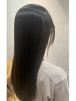 ヘアーウーノイルヴェント(HAIR UNO ilvento)の写真/憧れのツヤ髪へ！サラサラで理想の形におさまる感動を。自宅でも簡単ケア◎