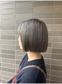 ミニボブ透明感ミルクティーグレージュ