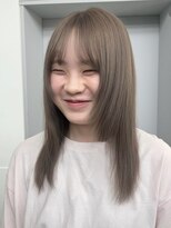 ローレンアオ(LOREN AO)&nbsp;ハッシュカット/グレージュ/デザインカラー/栄矢場町