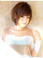 アフロート ディル(AFLOAT D'L)&nbsp;《AFLOATディル裕二朗》髪と顔まわりでみせる小顔ショートヘア