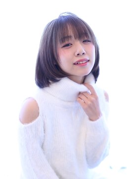 リリークラウン(Lily Crown) 重めアンニュイボブ