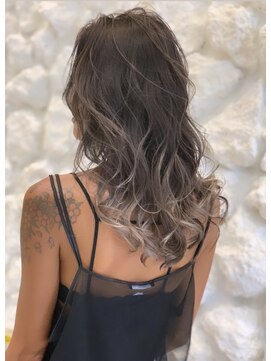 モアナ バイ ヘッドライト 武蔵小杉店(Moana by HEADLIGHT) グラデーションカラー☆大人可愛いアッシュベージュ♪学割U24