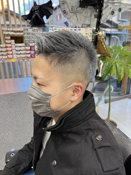 ヘアーエステ グランツエッセ(hair esthe GlanzEsse) フェード