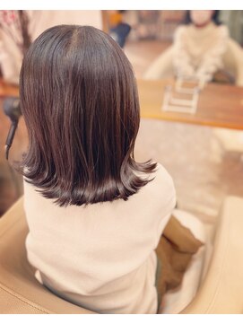 ヘアーサロン フィール(feel) 切りっぱなしボブ