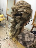 ハーフアップ