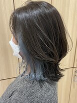 ボネッカ 鶴見(BONECCA)&nbsp;インナーカラー×くびれミディ【上岡茉央】