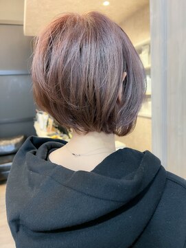 キャアリー(Caary) 福山美容院Caary人気　小顔補正立体カット前下がりレイヤーボブ