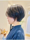 ショートボブ