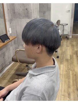 メンズアンダーバーホワイト 南海難波店(Men's _WHITE) ハイトーングレージュ / シルバー