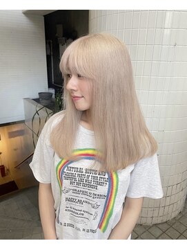 ブレス(bless) white beige