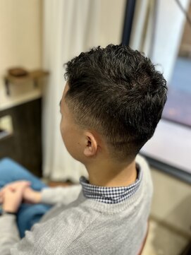 スパイキーショート/ベリーショート/ツーブロ[船橋/船橋駅]