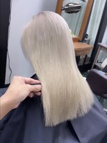 ヴェルデ(Verde)&nbsp;ホワイトベージュカラー  ダブルカラー ハイトーン ケアブリーチ