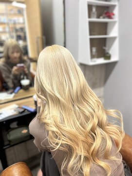 クロムス(clomus) 【clomus】ブロンドヘア