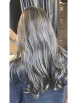 ワースホワイル(WORTH WHILE)&nbsp;暗めカラーフェイスフレーミンググランマッシュアッシュカラー