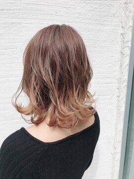 ウーロス(uros.) ミディアム☆グラデーション