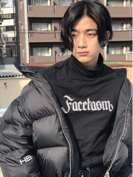 ローウェ 表参道(Louwe) 黒髪抜け感センターパート[表参道/表参道駅]