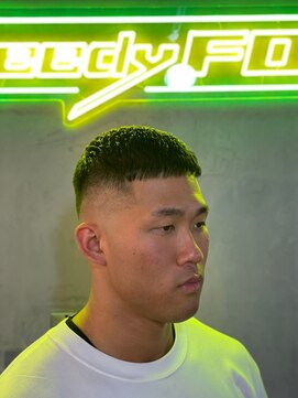 グリーディーフォックス 代々木(Greedy FOX) 韓国マッシュ/センタ-パ-ト/ツイストスパイラル/スキンフェード