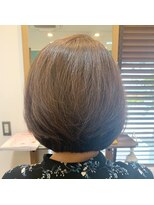 マーズソレイユラモード(mars soleil la mode) 大人可愛く明るい白髪染めふんわり丸い似合わせボブ2