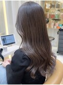 ロングレイヤーで軽い印象の大人ヘア韓国ウェーブ