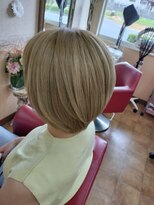 カリーノ(Carino)&nbsp;ショートボブスタイル×ハイトーンミルクティーベージュ