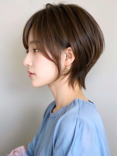 春夏ヘアカラー くびレイヤー ふわっと丸みショートボブ大人ヘア