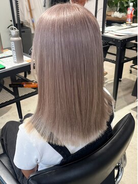 バトン(BATON) silky beige color