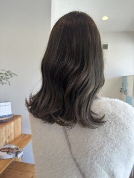 リタ(rita) オリーブアッシュ