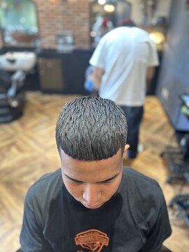 ノア 屋富祖店(Noah) イージーパーマ