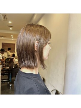 ジジ ヘアワークス(gigi hair works) オリーブベージュ