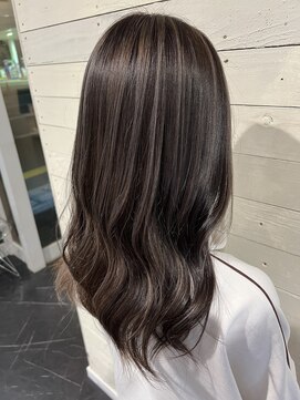 ルノン フィージュ(LUNON fieju) ハイライト×シルバーベージュ/ハイライト/ダブルカラー