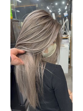 ラフ(LAFF) 【抜け感◎ふんわり大人バレイヤージュ】