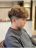 スペインカール　パーマ　フェード