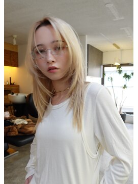 ネルケ 立川(nelke) ミルクティーベージュダブルカラーケアブリーチインナーカラー