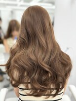 アマトウキョウスマートサロン(AMA TOKYO×Smart Salon)&nbsp;ヘーゼルベージュ　ブリーチなし　レイヤーカット　海外風