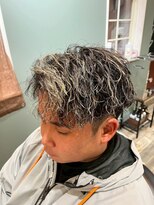 スタンドバーバー 柏(STAND BARBER)&nbsp;MEN’S HAIR/サーフカール/刈り上げセンターパート/<理容室>
