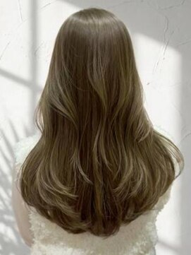 ミロアヴィタ 平尾(miroa vita) オリーブアッシュ 顔周りカット 透明感カラー 韓国ヘア