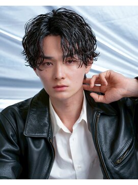 アイトーキョープラスシー 横浜(AI TOKYO+Sea) 横浜/高島町/フェザーパーマ/毛流れパーマ/センターパート